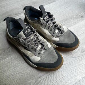 Vans UltraRange Exo Se Grey Multi/Marshmallow Suede M 5/W 6.5 Shoes